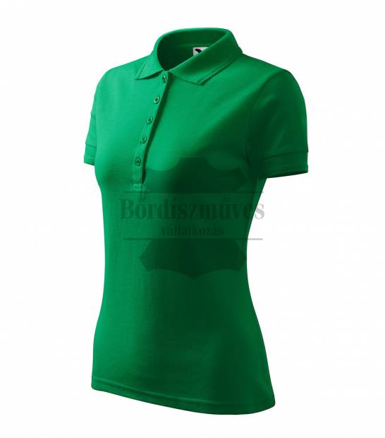 Bőrdíszmű, bőrdíszműves gyártás kereskedelem egyedi bőrdíszműves termékek, MALFINI, a.s., Adler női textil termékek forgalmazása, csomagküldés, 6500 Baja, Szeremlei u. 39., Bőrdíszműves Bt., Fűzöld női galléros póló